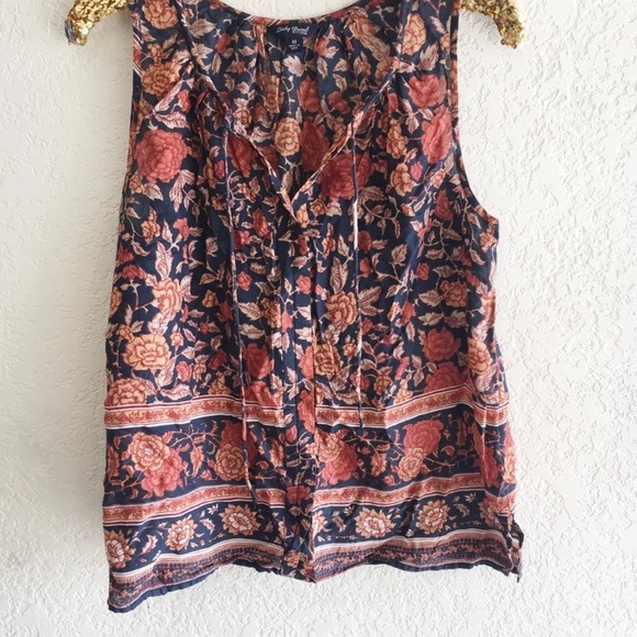 NWOT Lucky Brand Top - Picture 2 of 4